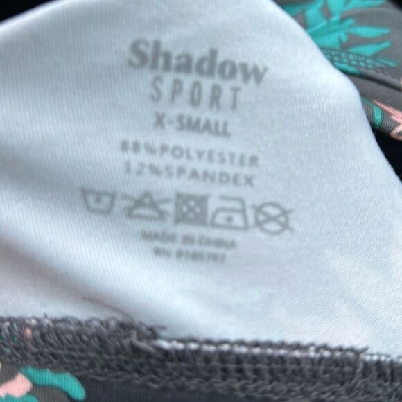 Shadow Sport Multi-Color Sports Bra with Removable Cups. XS. - Picture 11 of 11